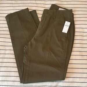 GAP Downtown Khaki